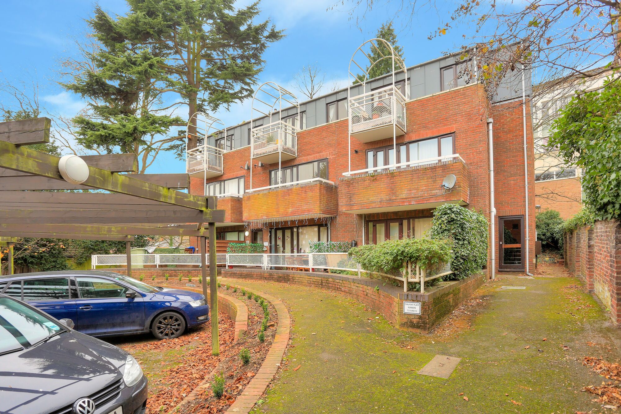 1 bedroom  flat to rent, Available unfurnished from 13/03/2025 Chalfont Place, St Albans, AL1, main image