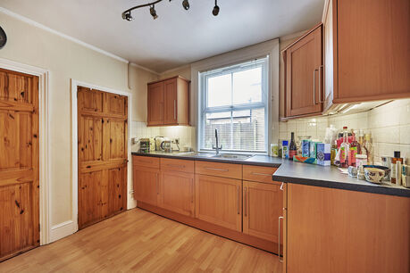 1 bedroom  flat to rent, Available unfurnished from 28/03/2025