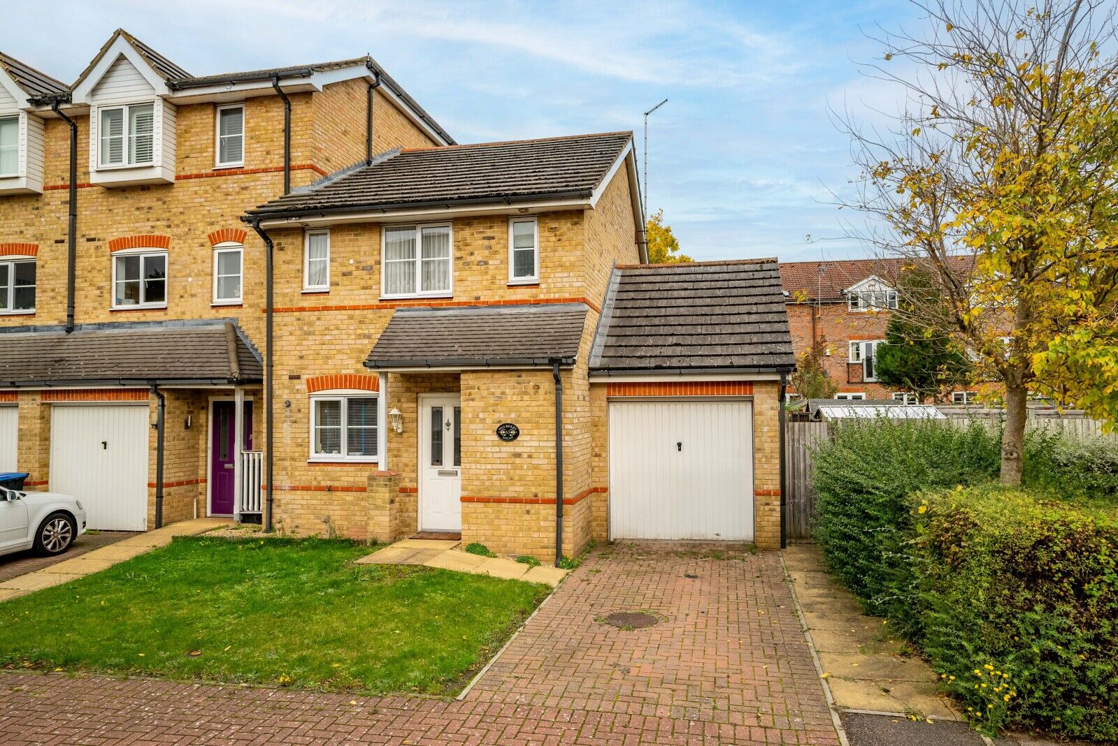 3 bedroom mid terraced house for sale Mulberry Mead, Hatfield, AL10, main image