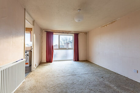 2 bedroom  flat for sale