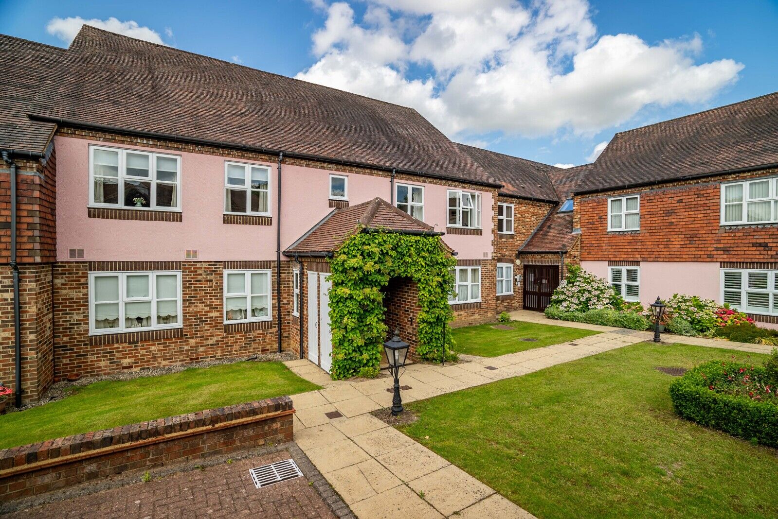 2 bedroom  flat for sale Sun Lane, Harpenden, AL5, main image