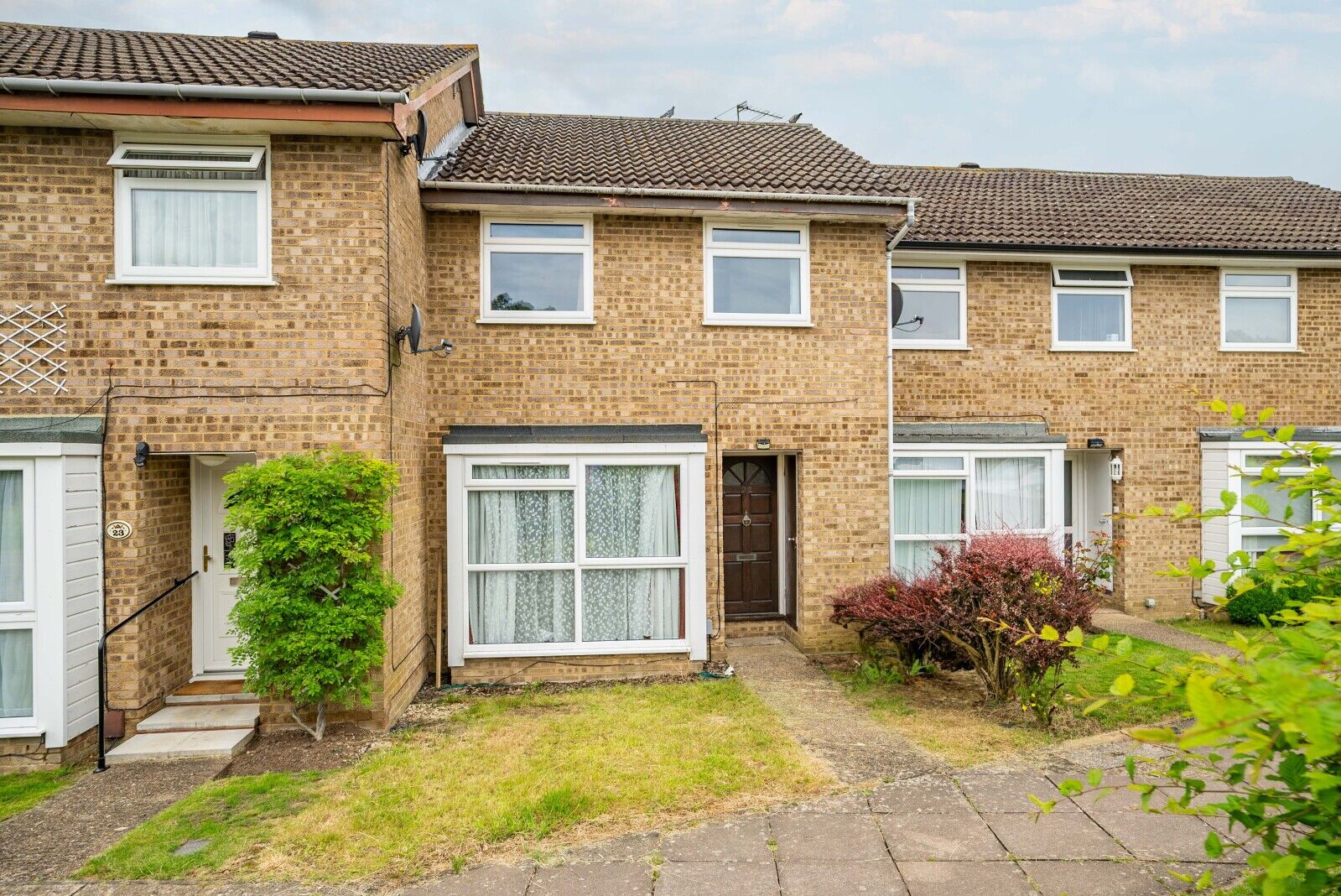 3 bedroom mid terraced property to rent, Available unfurnished from 09/08/2025 Gladeside, St. Albans, AL4, main image