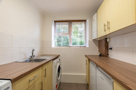 1 bedroom  flat to rent, Available unfurnished now