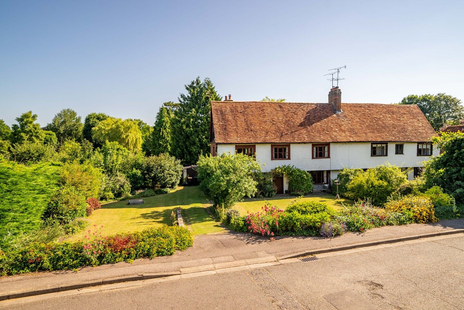 4 bedroom semi detached house for sale Ash Grove, St. Albans, AL4, main image