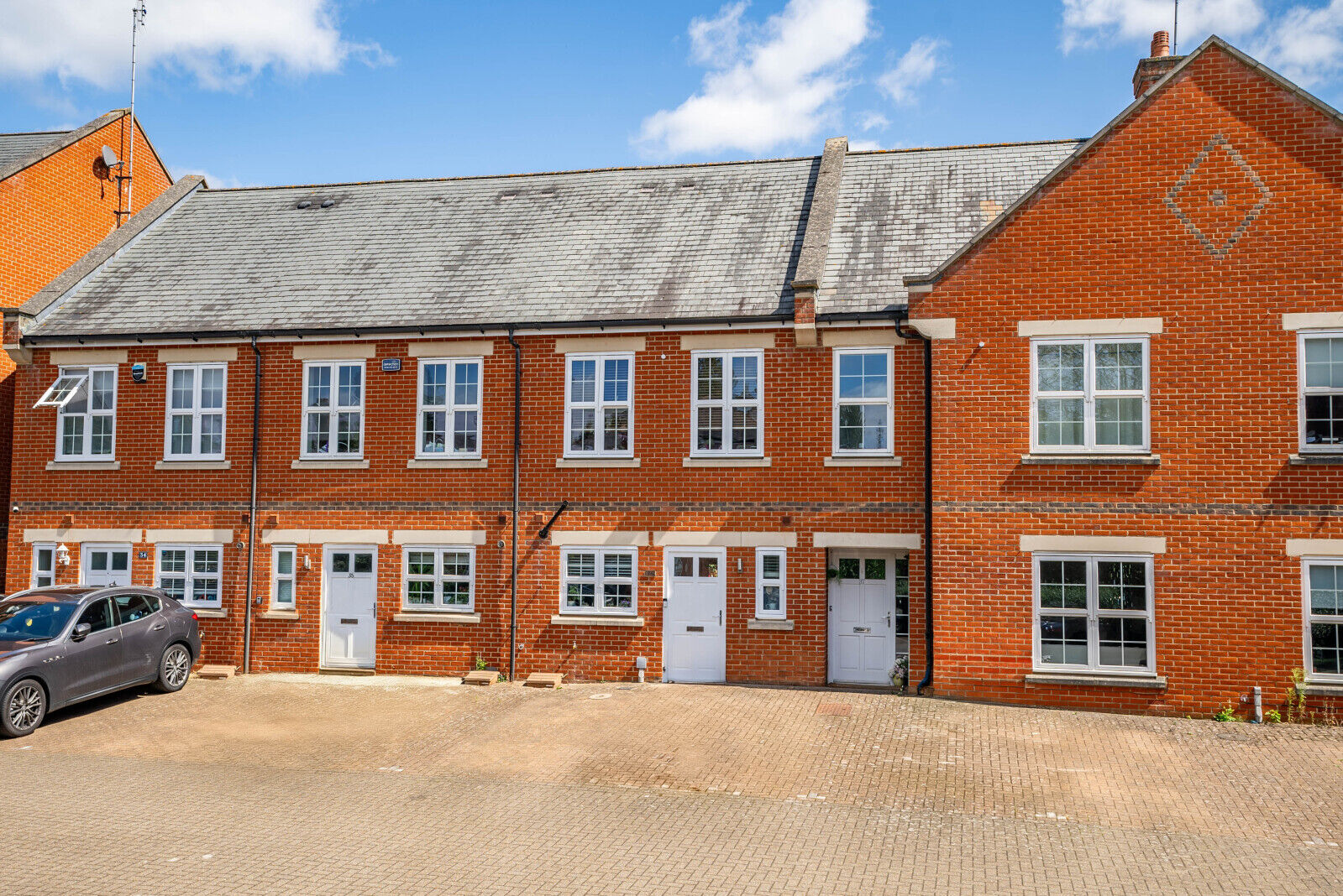 2 bedroom mid terraced house for sale Beningfield Drive, St. Albans, AL2, main image