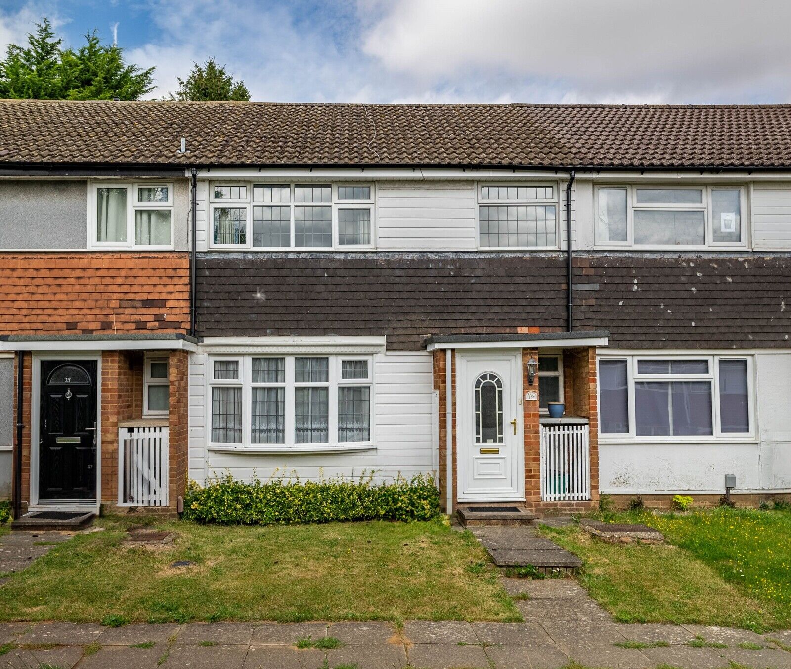 3 bedroom mid terraced house for sale Sherwoods Rise, Harpenden, AL5, main image