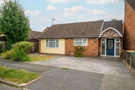 2 bedroom detached house for sale