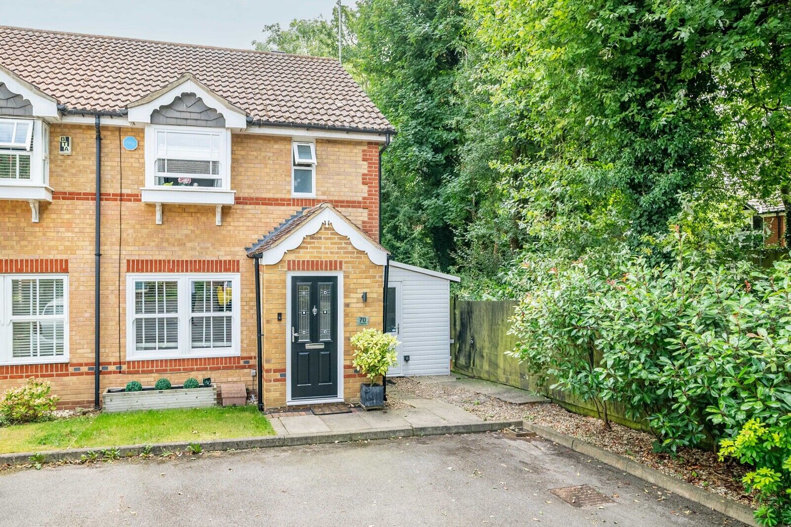 2 bedroom end terraced house for sale Longacres, St. Albans, AL4, main image