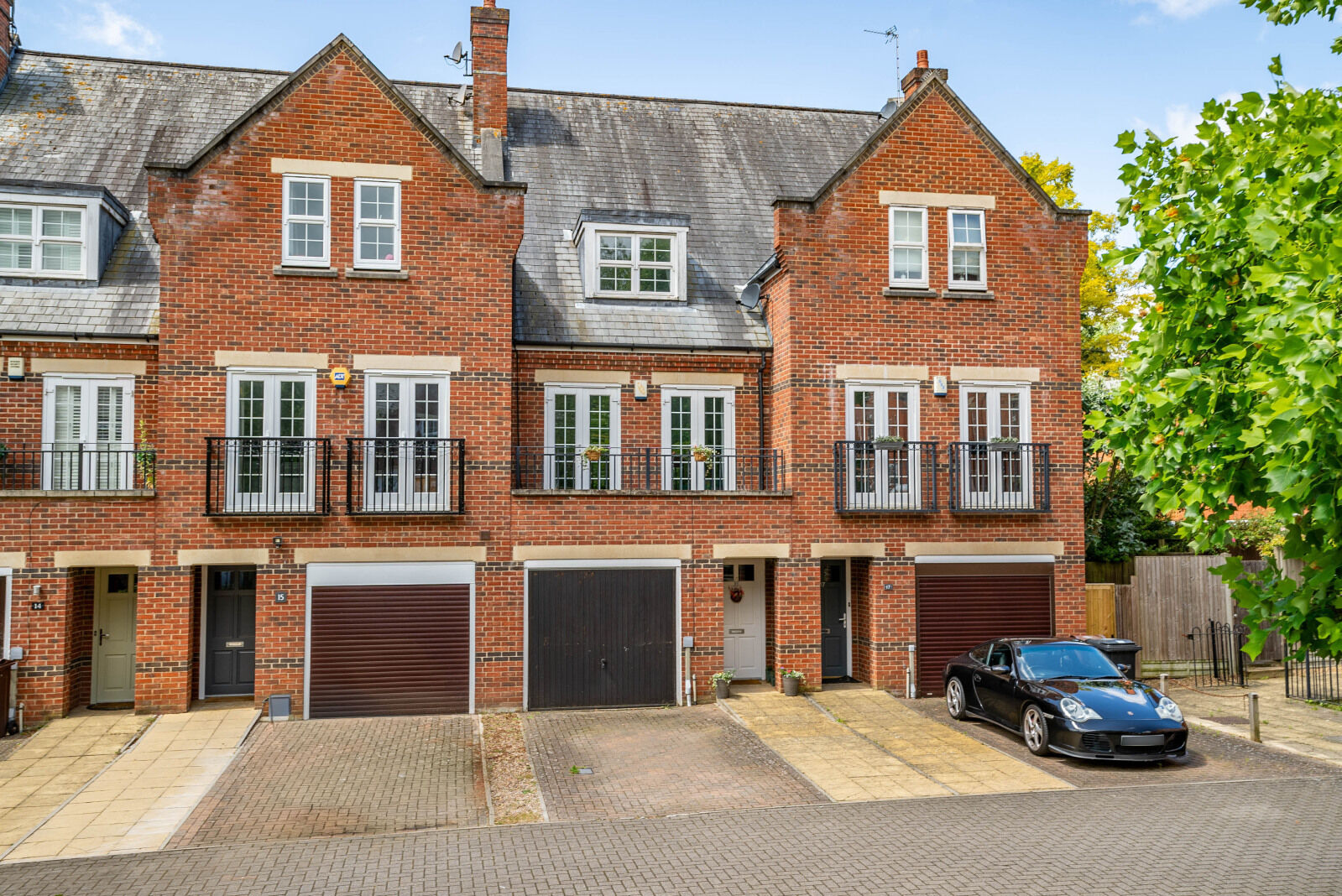 3 bedroom mid terraced house for sale Azalea Close, St. Albans, AL2, main image