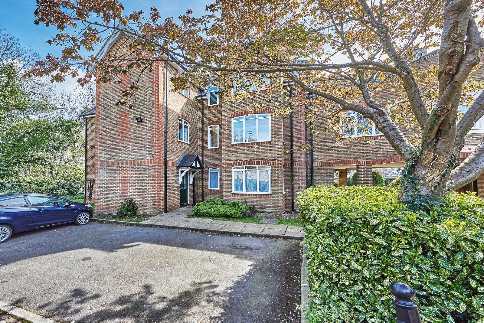 2 bedroom  flat for sale Latium Close, St. Albans, AL1, main image