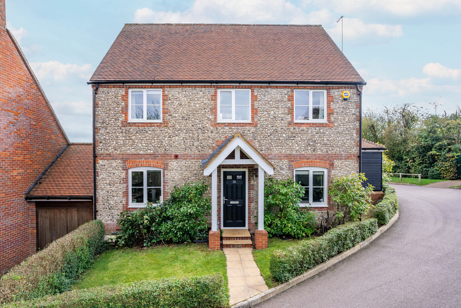 4 bedroom detached house for sale Humbers Hoe, St. Albans, AL3, main image