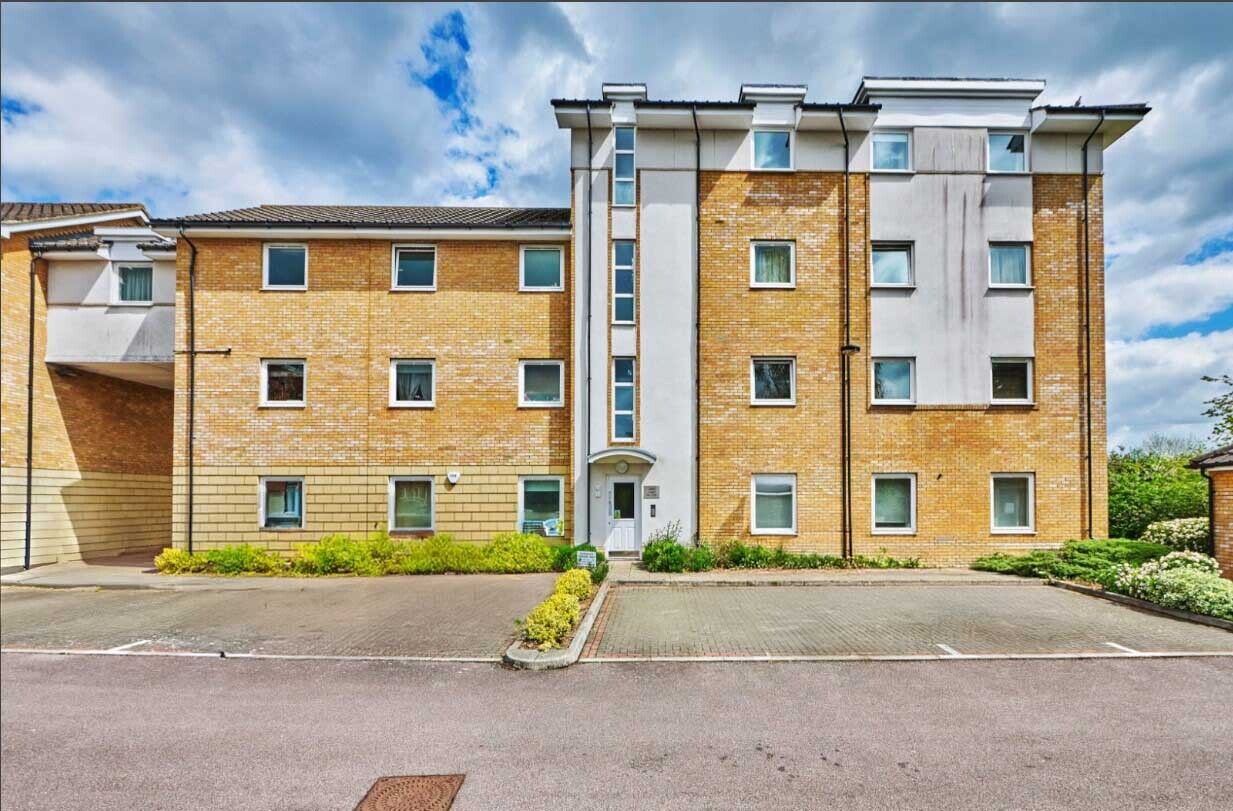 2 bedroom  flat for sale Bakers Close, St. Albans, AL1, main image