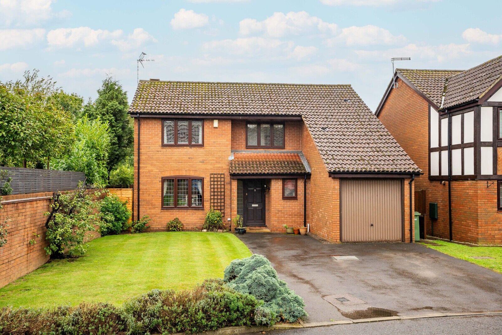 4 bedroom detached house for sale Holborn Close, St. Albans, AL4, main image