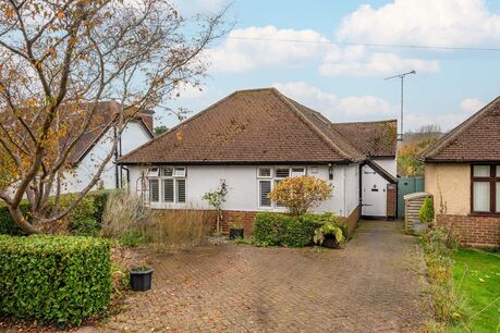 2 bedroom detached bungalow for sale