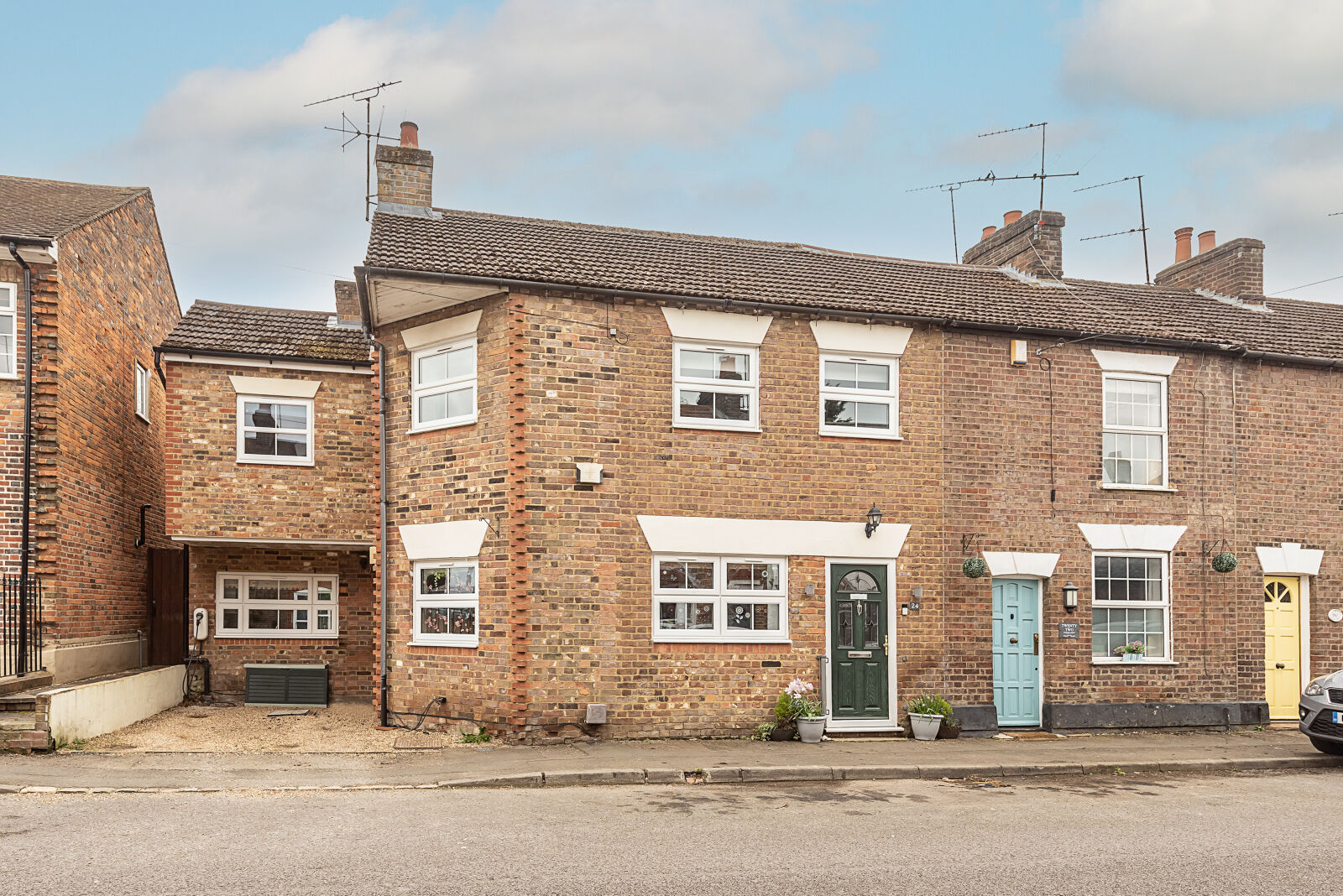 4 bedroom semi detached house for sale Summer Street, Luton, LU1, main image