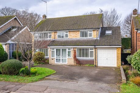 5 bedroom detached house to rent, Available unfurnished now