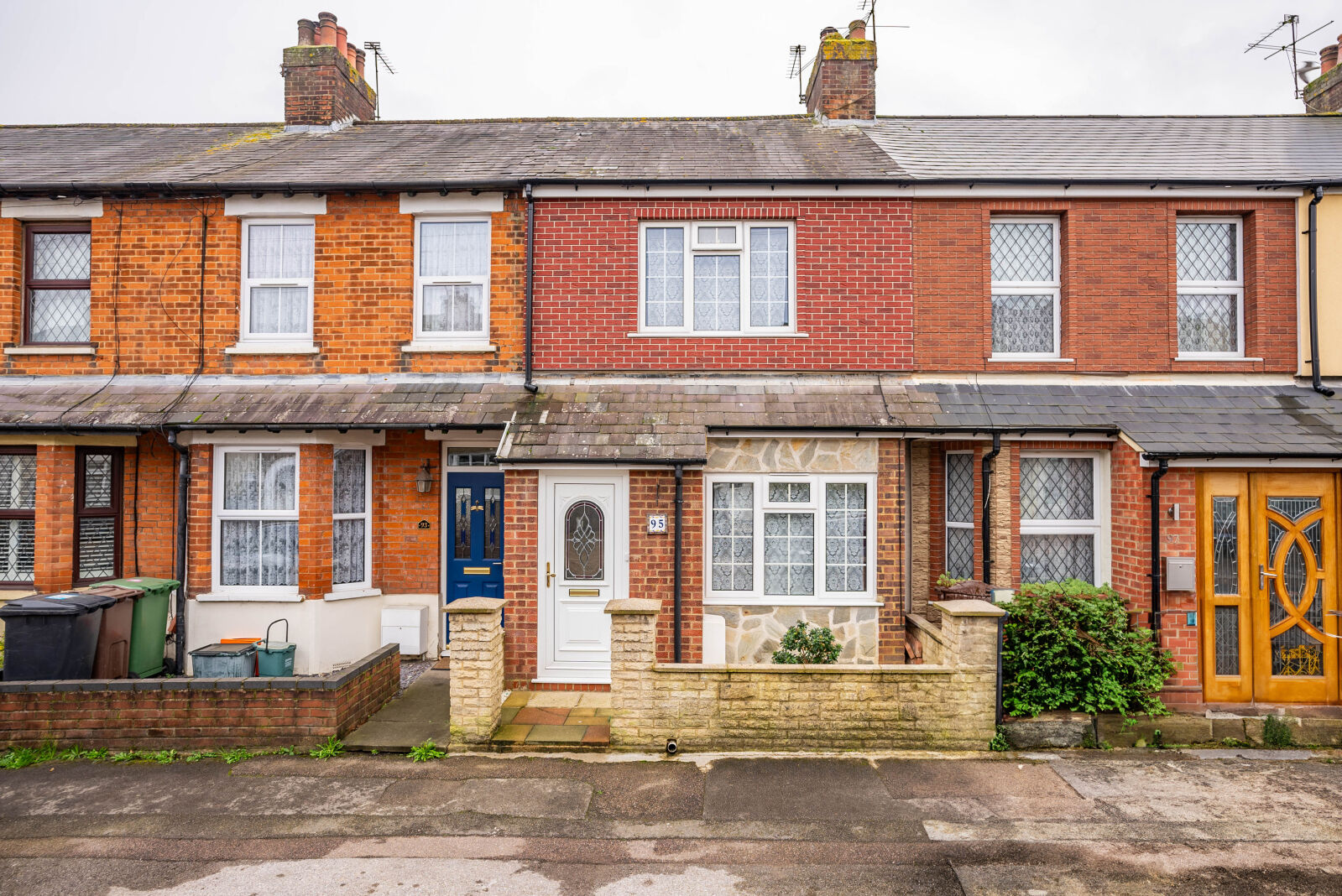 3 bedroom mid terraced house for sale Kings Road, St. Albans, AL2, main image