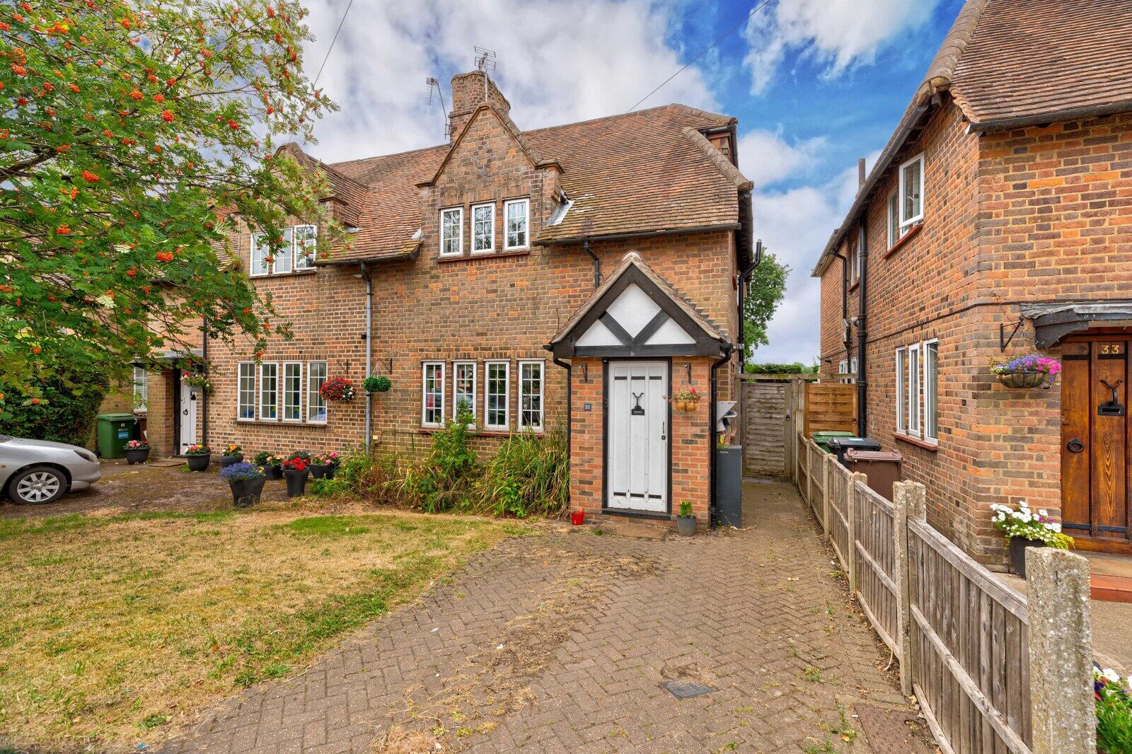 4 bedroom semi detached house for sale Barnfield Road, Harpenden, AL5, main image