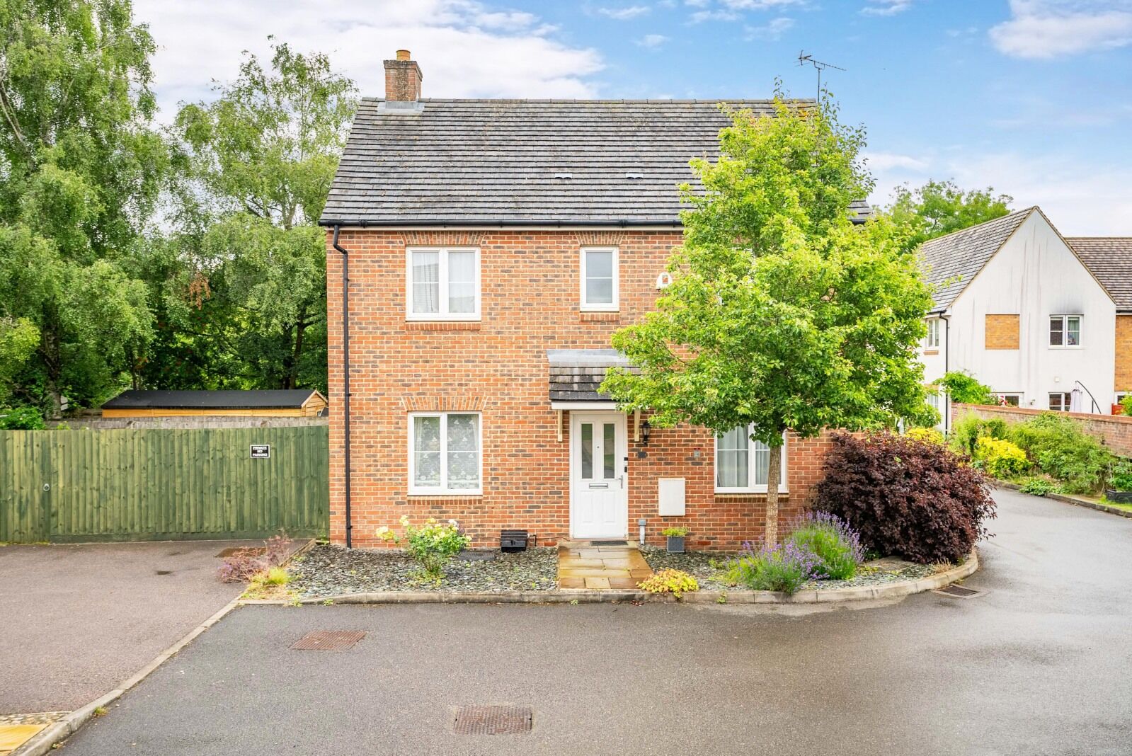 3 bedroom detached house for sale Old School Drive, St. Albans, AL4, main image