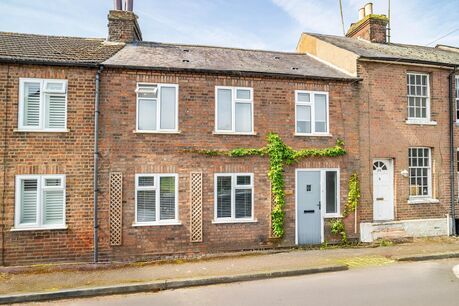 3 bedroom end terraced house for sale