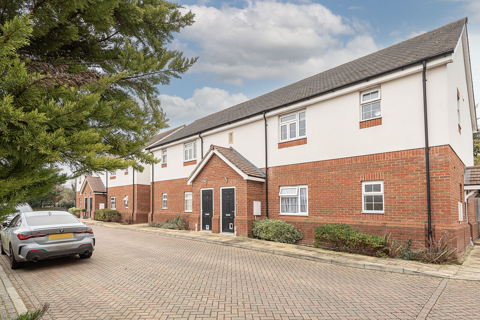 2 bedroom  flat for sale Millstone Way, Harpenden, AL5, main image