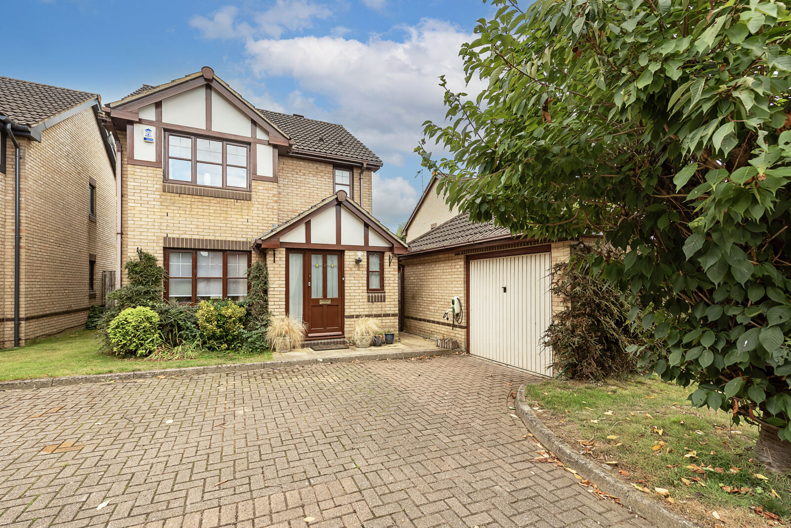 3 bedroom detached house for sale Perham Way, St. Albans, AL2, main image