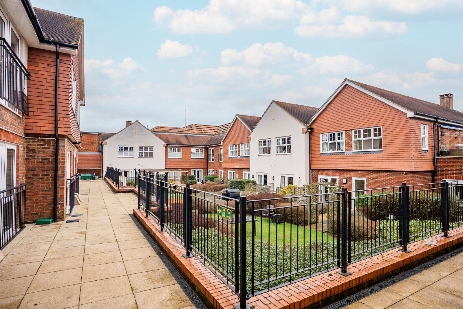 2 bedroom  flat for sale Wordsworth Close, St. Albans, AL3, main image