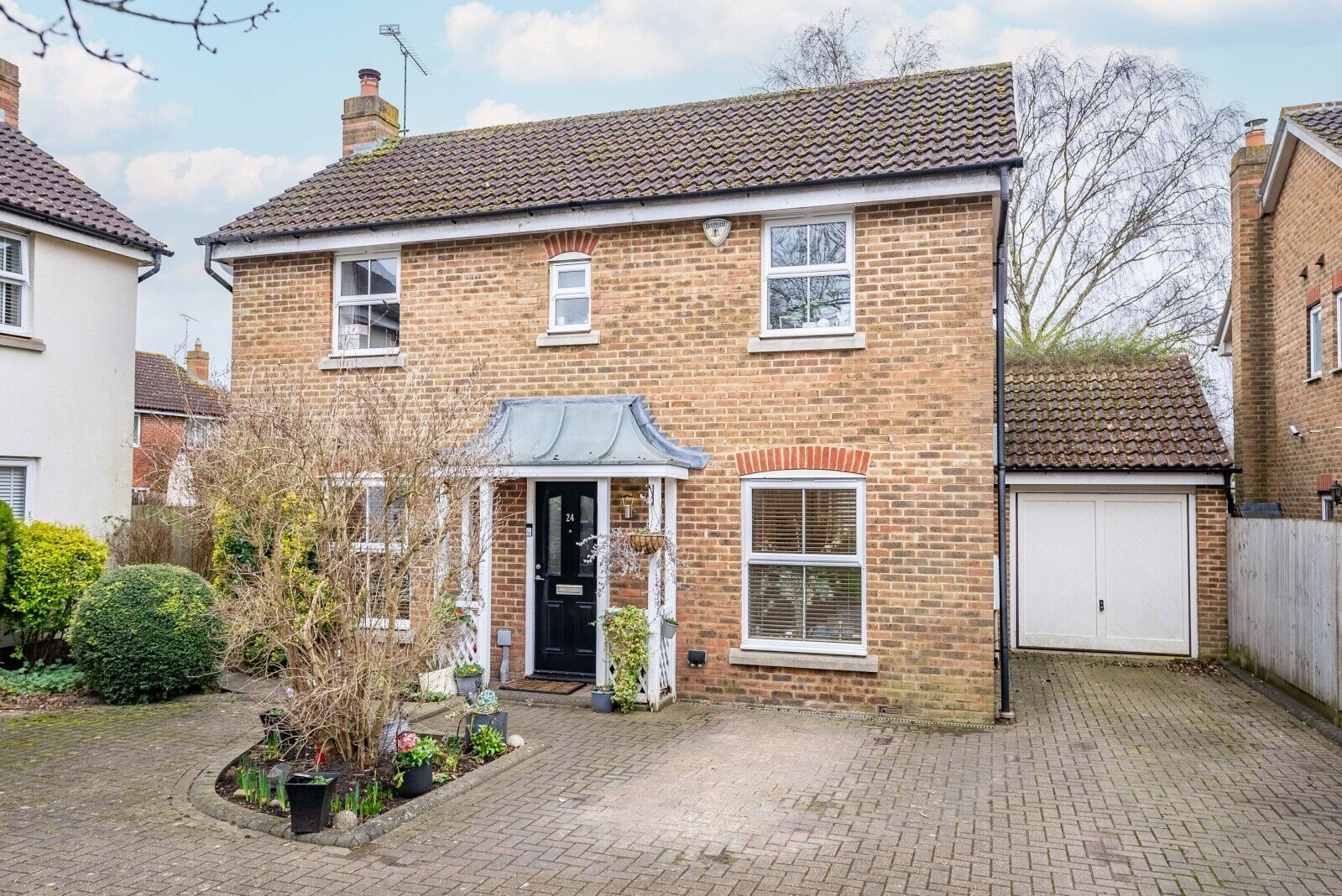 3 bedroom detached house for sale Church Croft, St. Albans, AL4, main image