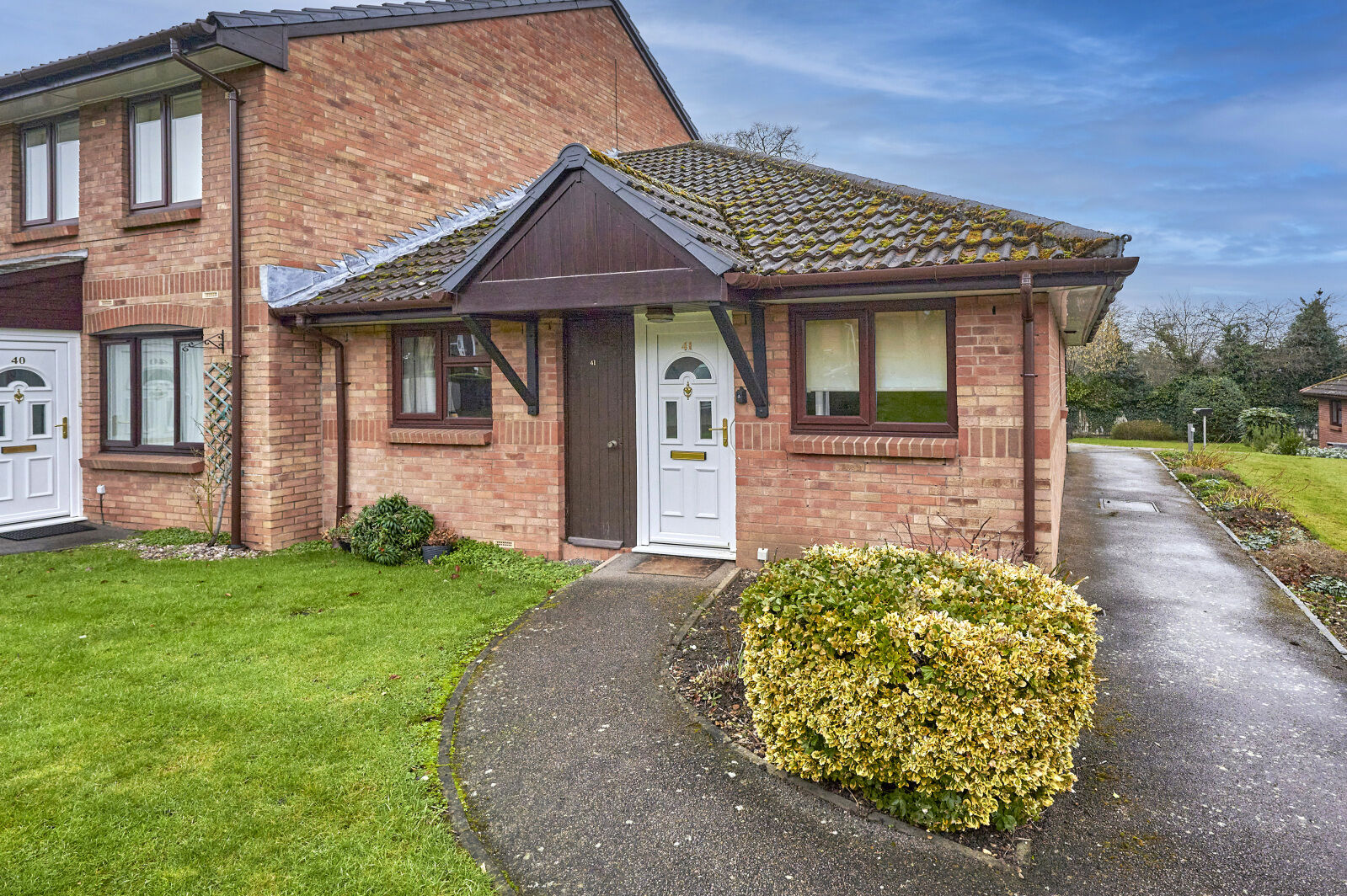 2 bedroom end terraced bungalow for sale Four Limes, St. Albans, AL4, main image