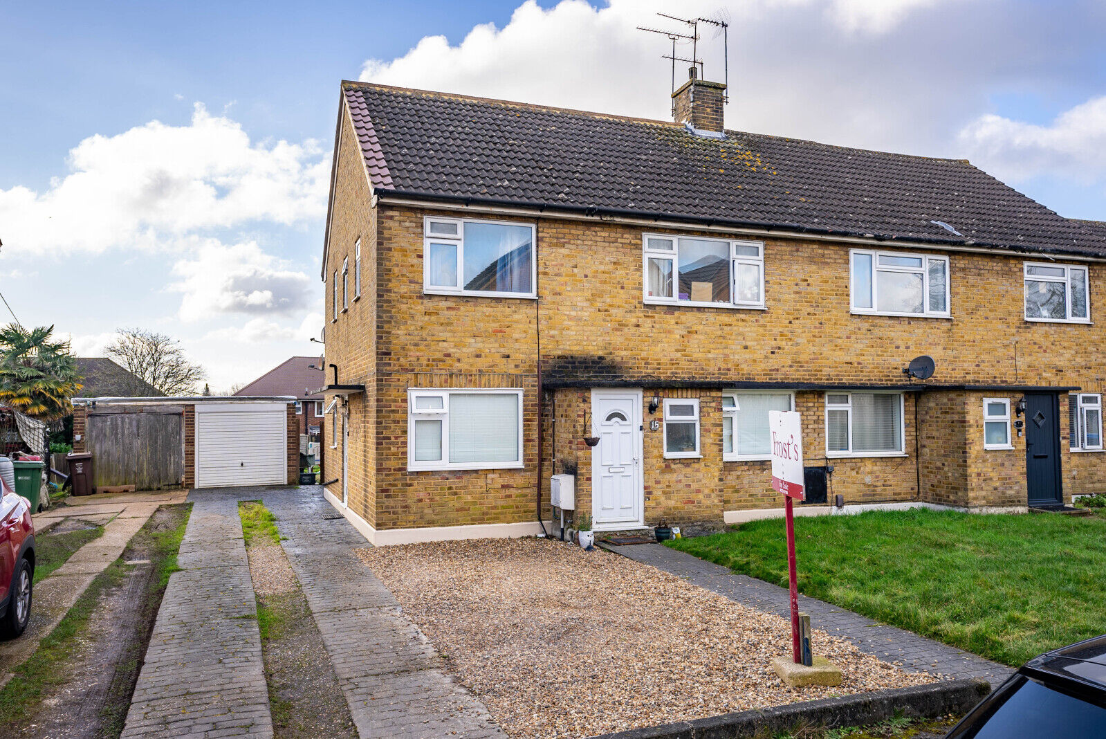 2 bedroom  flat for sale Meadow Close, St. Albans, AL2, main image