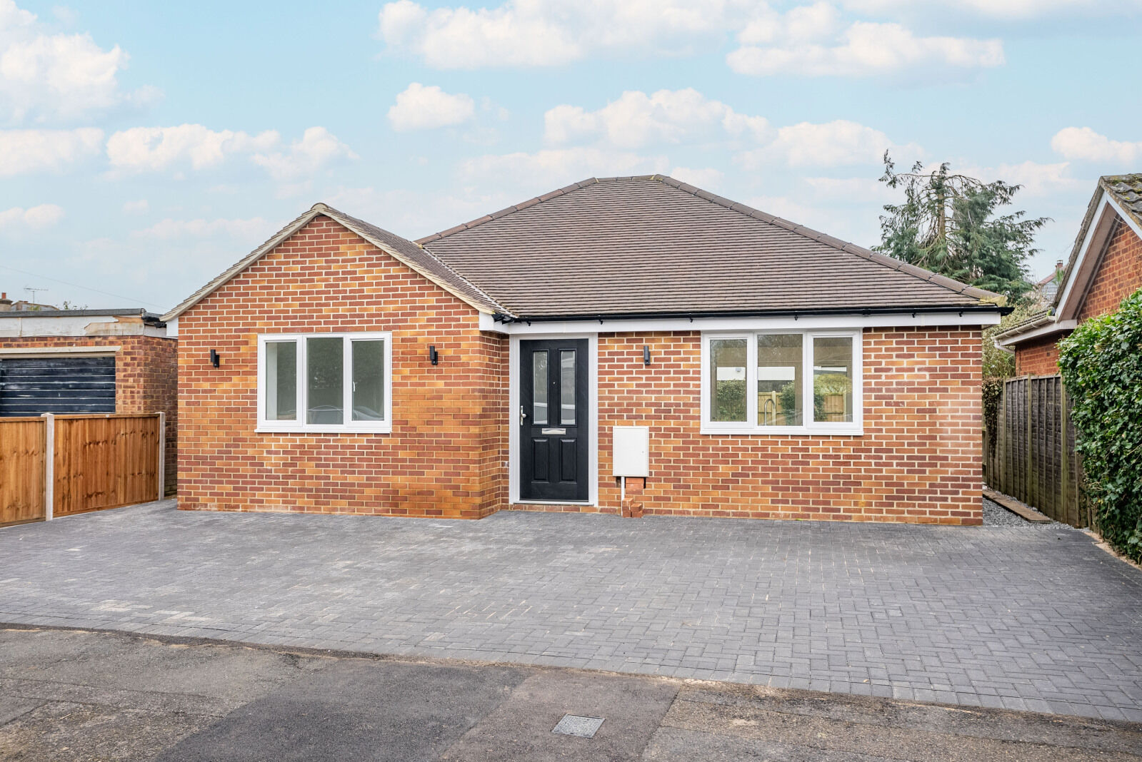 2 bedroom detached bungalow for sale Fontmell Close, St. Albans, AL3, main image