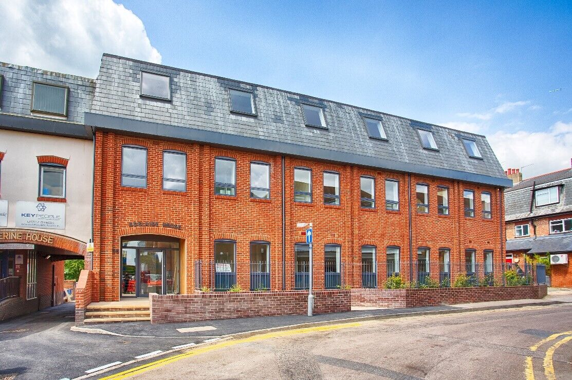 1 bedroom  flat for sale Adelaide House, St Albans, AL3, main image