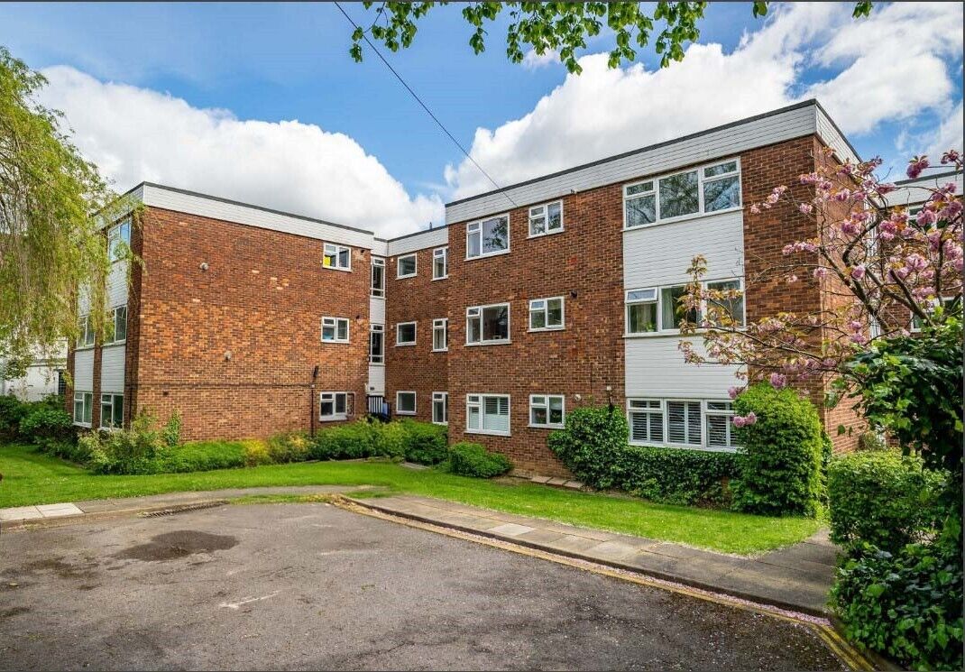 2 bedroom  flat for sale Lemsford Road, St Albans, AL1, main image