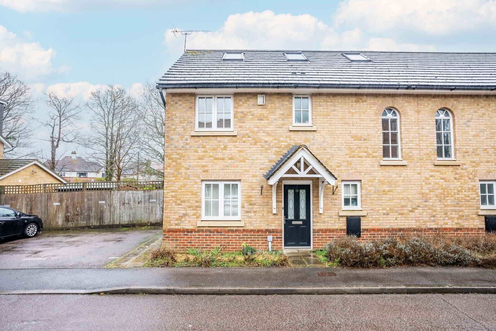 4 bedroom semi detached house to rent, Available unfurnished from 24/03/2025 Lavender Crescent, St Albans, AL3, main image