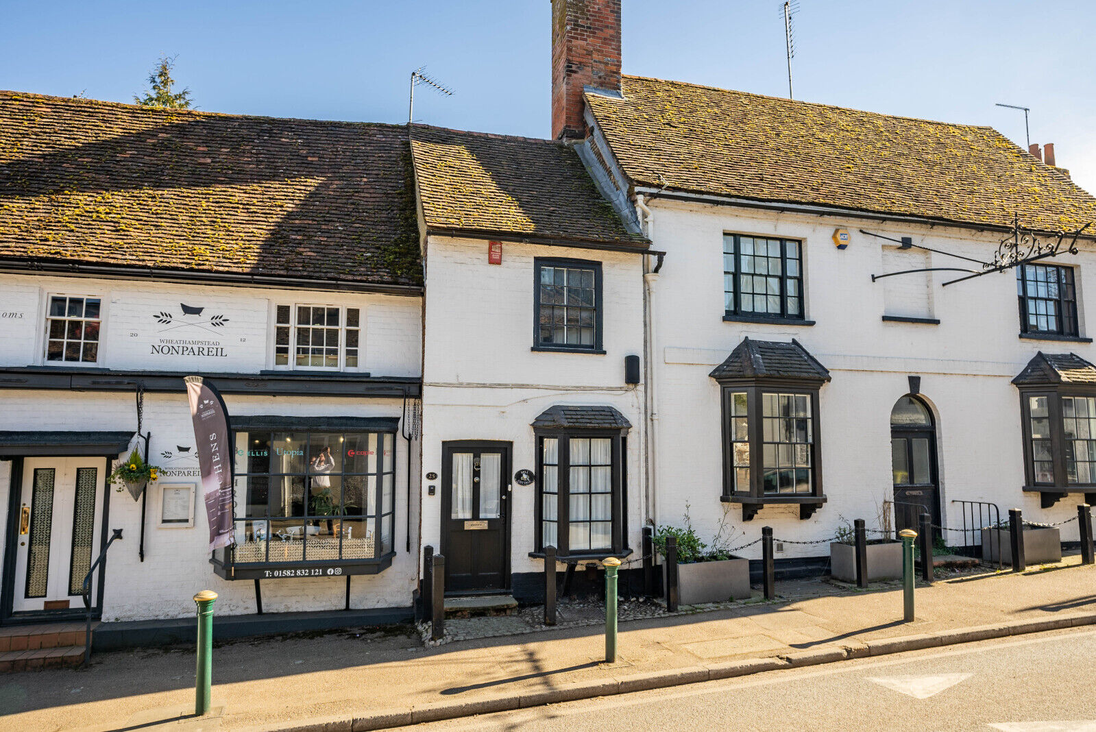 3 bedroom mid terraced house for sale High Street, St. Albans, AL4, main image