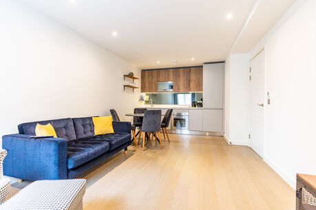 1 bedroom  flat for sale