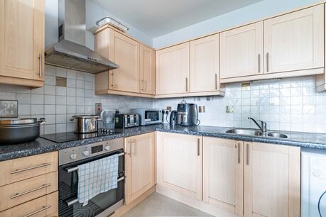 2 bedroom  flat to rent, Available unfurnished from 11/09/2024