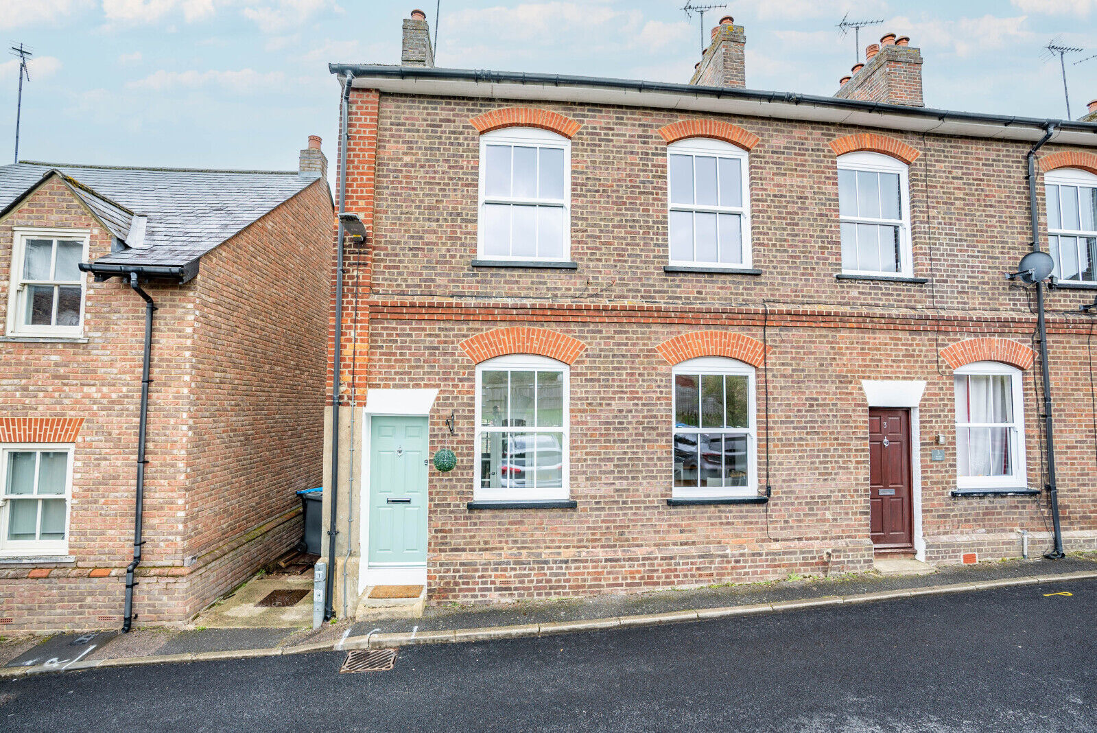 3 bedroom end terraced house to rent, Available unfurnished from 03/01/2025 Cleveland Road, St. Albans, AL3, main image