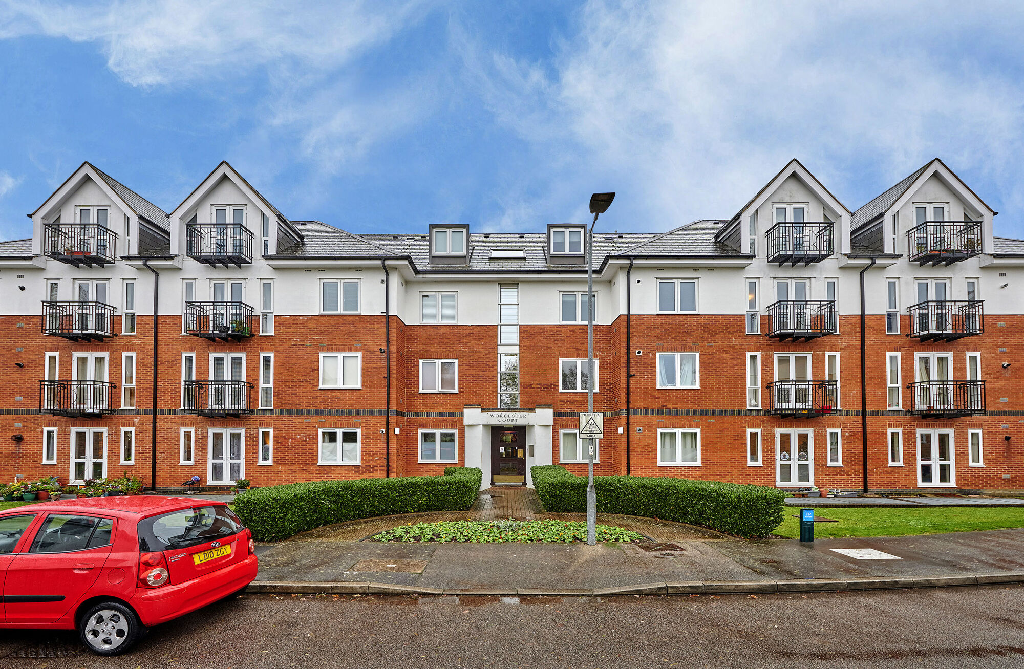 1 bedroom  flat to rent, Available unfurnished from 04/04/2025 Worcester Court, St Albans, AL1, main image